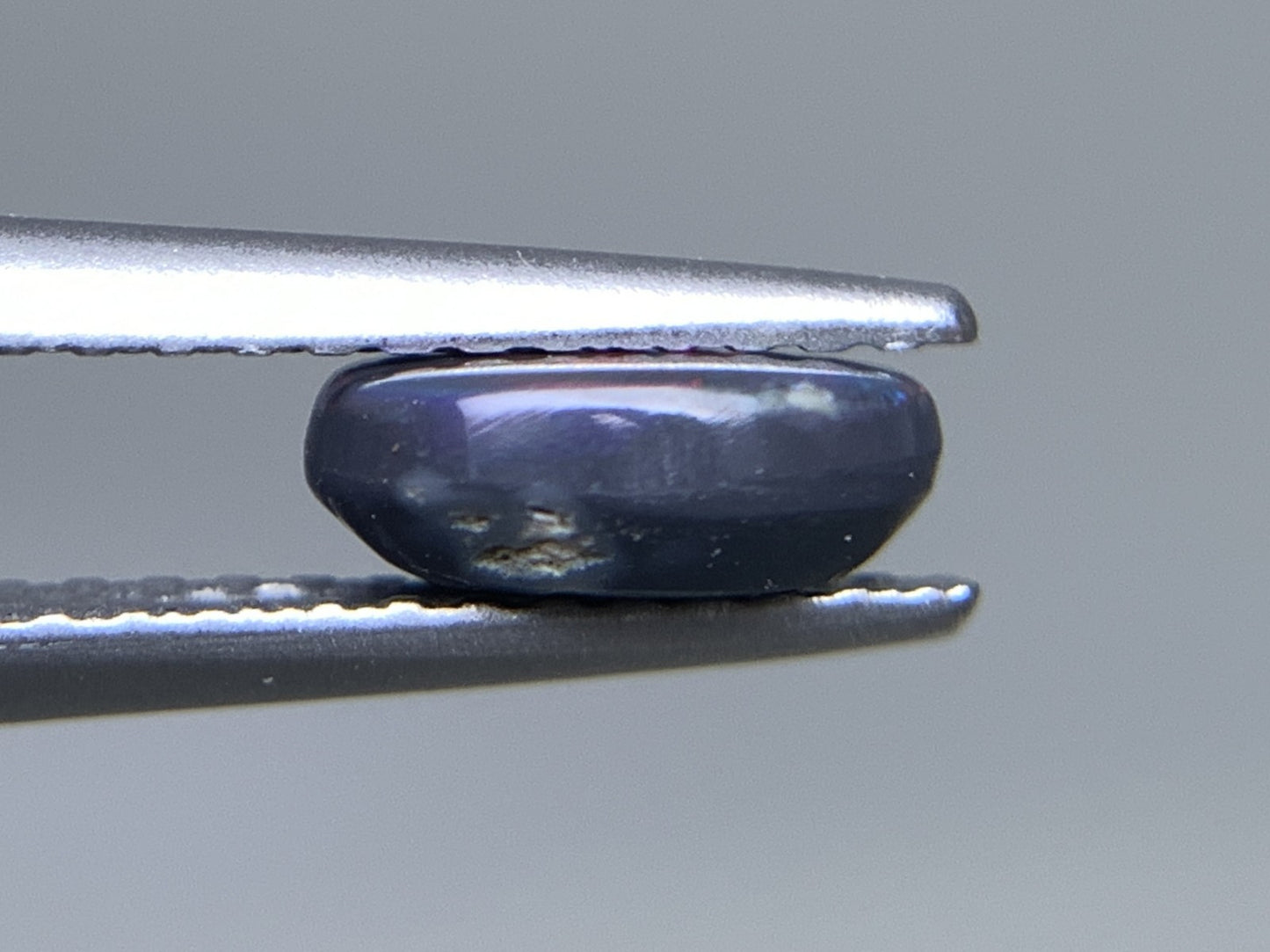 ブラックオパール 天然  0.549ct  宝石ソーティング付き  7.0㎜×4.3㎜×2.6㎜ ルース（ 裸石 ）  6027Y