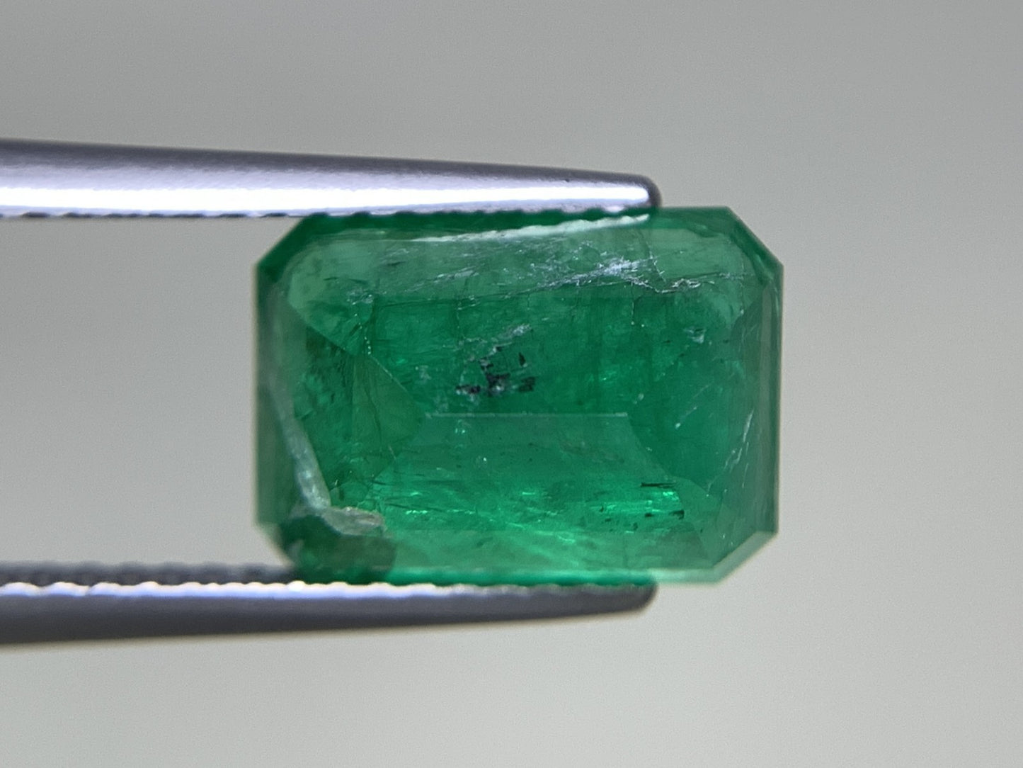 エメラルド 天然 3.710ct 宝石ソーティング付き 10.6㎜×7.6㎜×5.8㎜ ルース（ 裸石 ） 5244Y
