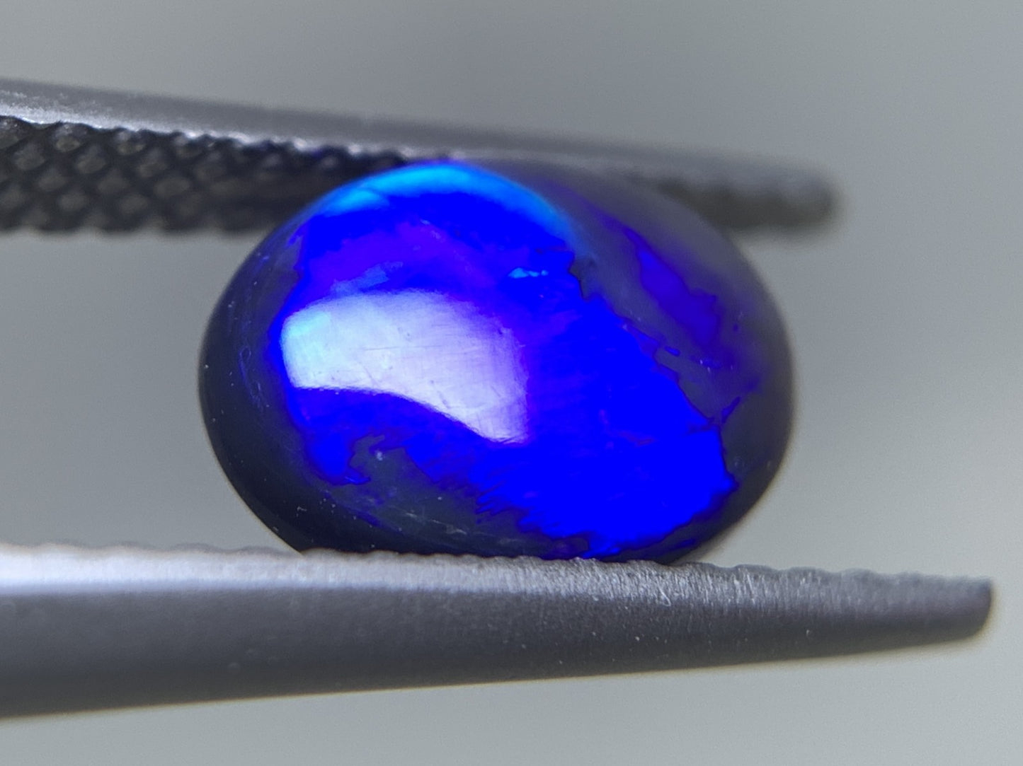 ブラックオパール 天然  1.138ct  中央宝石ソーティング付き  8.6㎜×6.6㎜×3.2㎜  ルース（ 裸石 ） 6002Y