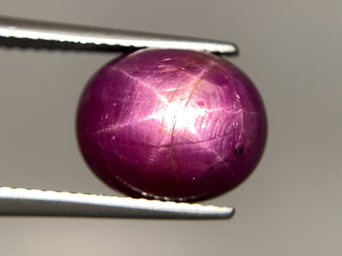 スタールビー 天然 10.978ct 宝石ソーティング付き 11.9㎜×10.0㎜×7.7㎜ ルース（ 裸石 ） 6944Y
