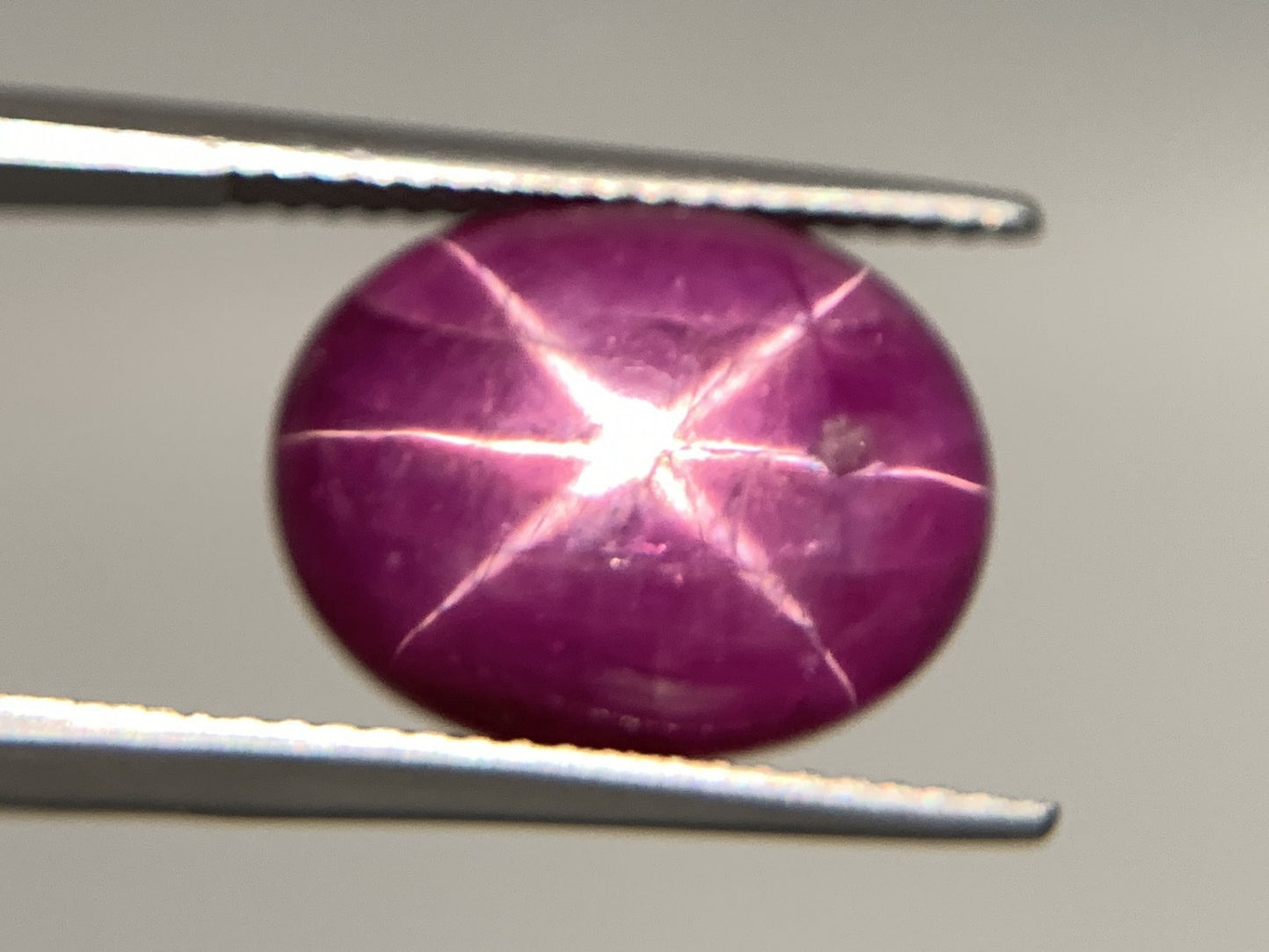 スタールビー 天然  11.373ct  宝石ソーティング付き  14.3㎜×11.2㎜×5.8㎜  ルース（ 裸石 ）  5258Y