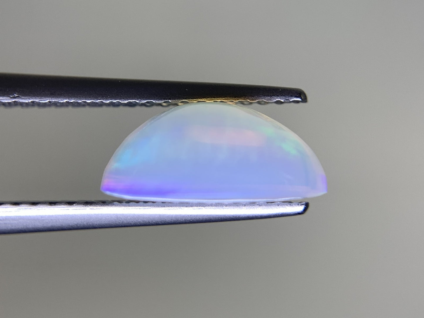 ハニカムオパール 1.904ct 半クリスタル 宝石ソーティング付き  10.9㎜×8.9㎜×4.8㎜  ルース（ 裸石 ） 3041Y