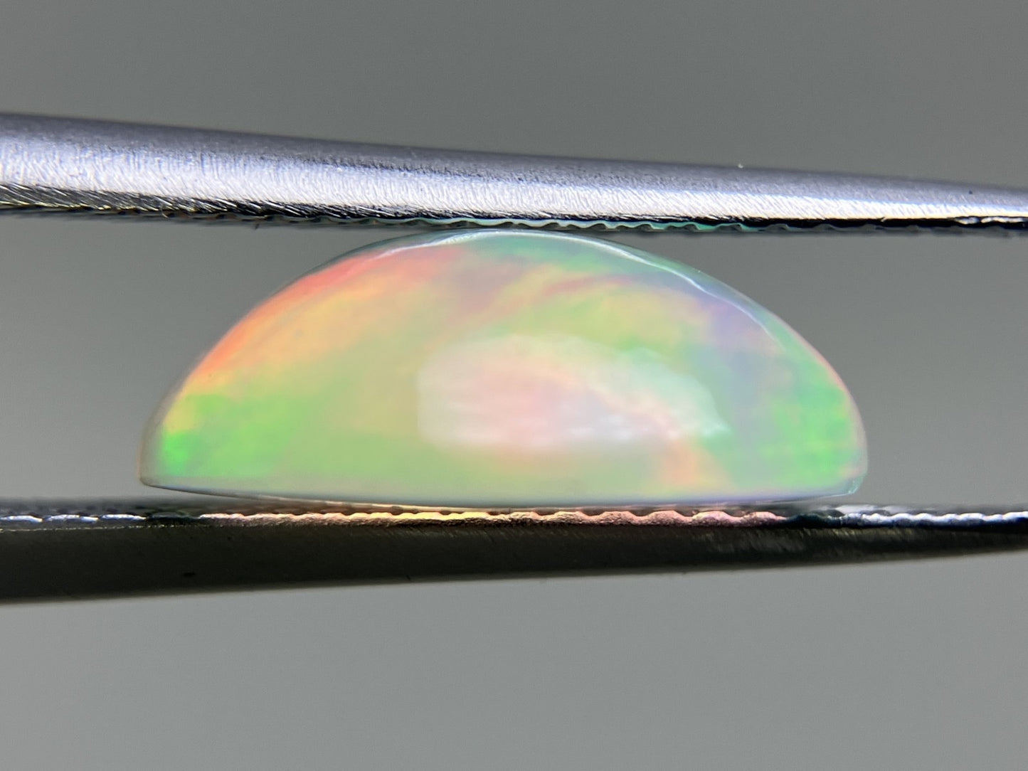 オパール 3.044ct 宝石ソーティング付き  12.9㎜×9.7㎜×5.0㎜  ルース（ 裸石 ） 3027YY