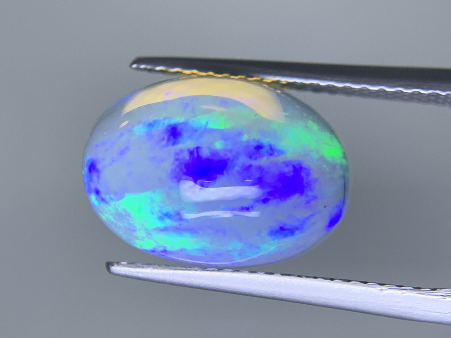 オパール 4.369ct 宝石ソーティング付き 14.1㎜×10.1㎜×6.0㎜ ルース（ 裸石 ） 3887Y