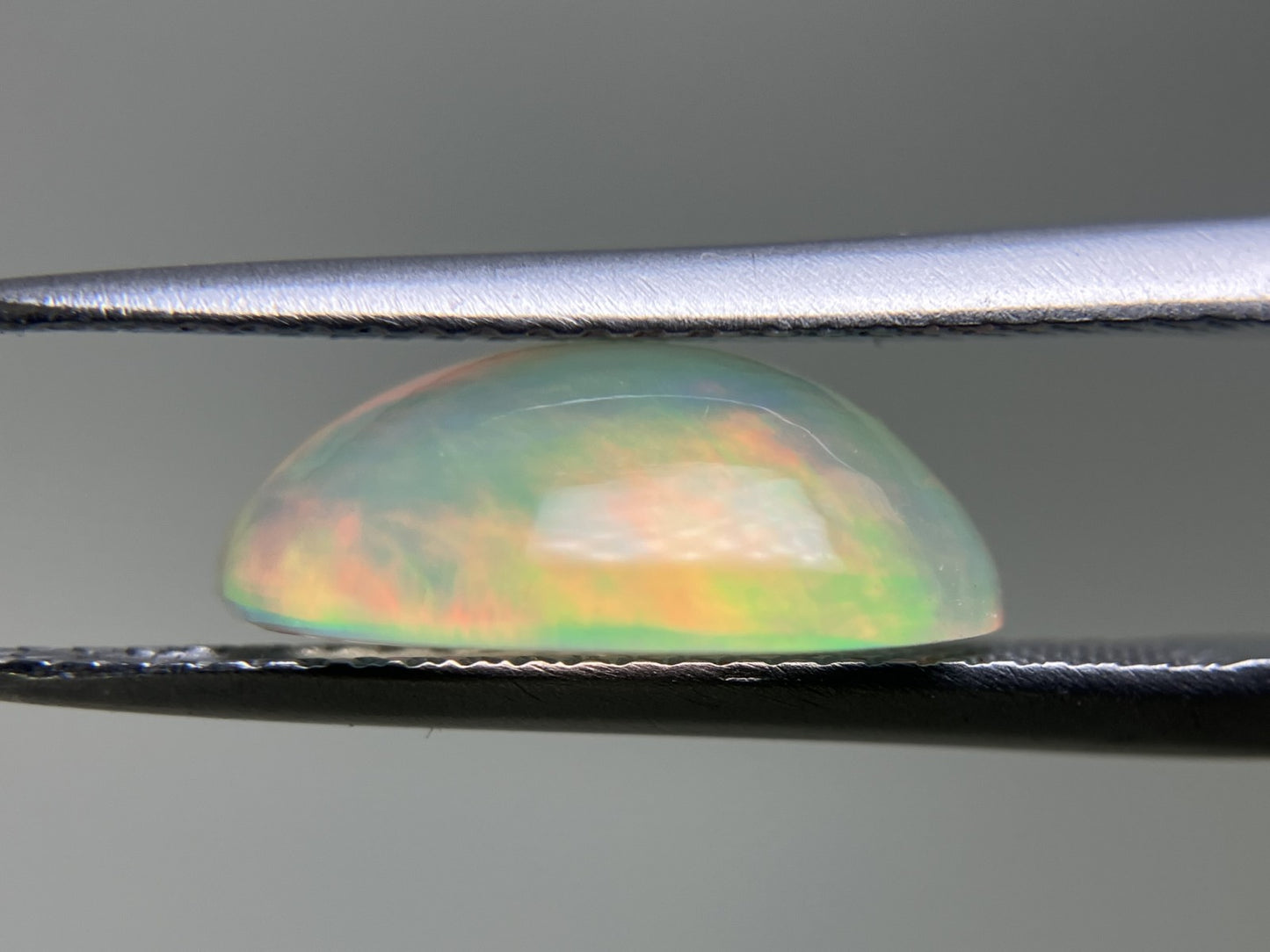 オパール 3.044ct 宝石ソーティング付き  12.9㎜×9.7㎜×5.0㎜  ルース（ 裸石 ） 3027YY