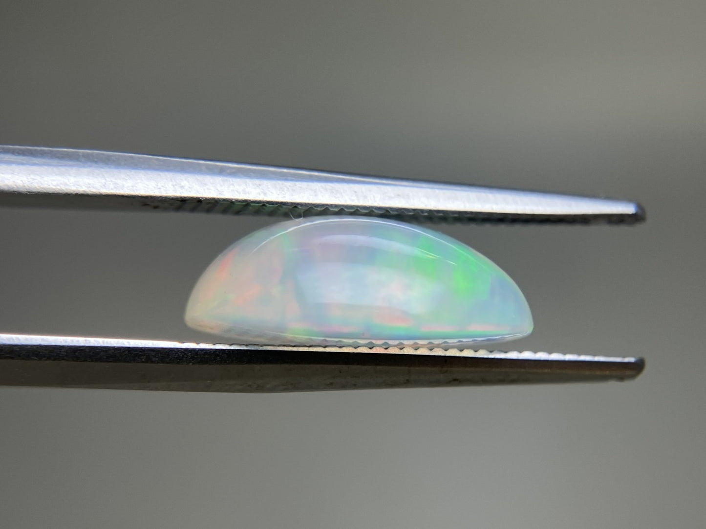 オパール 2.893ct  宝石ソーティング付き  13.1㎜×9.7㎜×4.9㎜  天然 ルース（ 裸石 ） 4543YY
