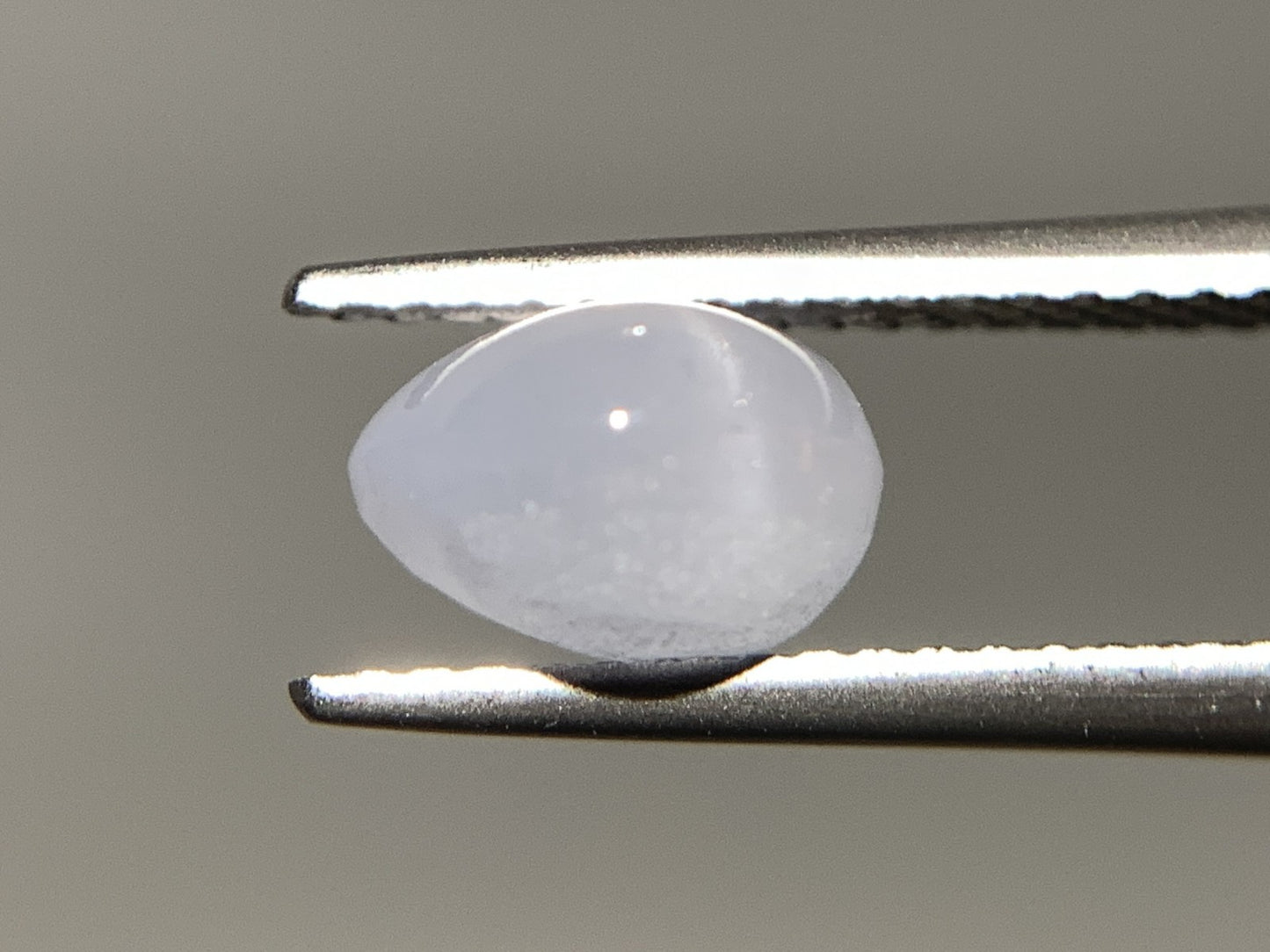 スターサファイア 天然 3.743ct 宝石ソーティング付き 9.3㎜×7.6㎜×5.2㎜ ルース（ 裸石 ） 6954Y