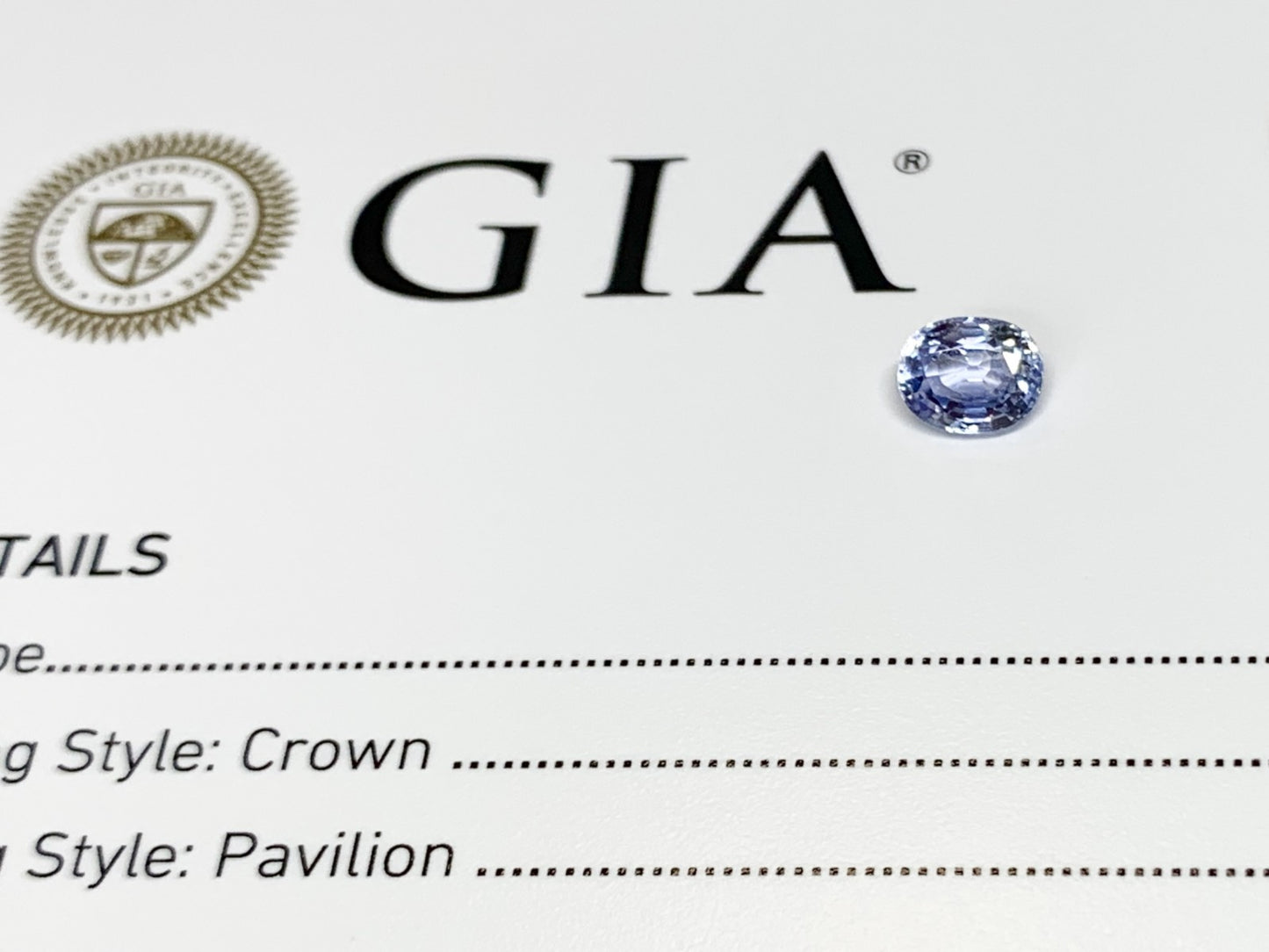 サファイア 1.39ct  GIA宝石鑑別書付き  Sri Lanka 6.83㎜×5.45㎜×4.02㎜   天然 ルース（ 裸石 ）   5129Y