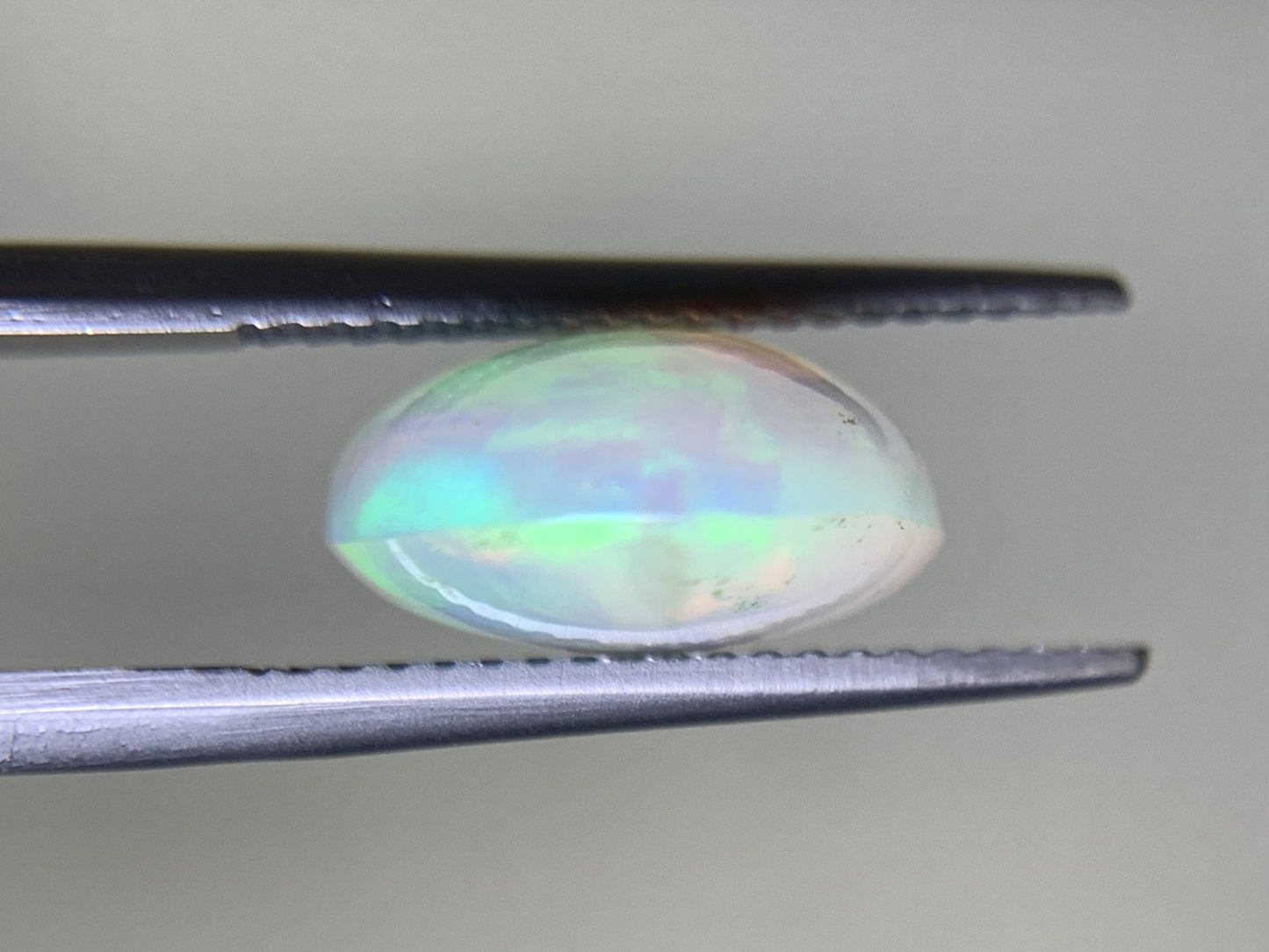 オパール 5.031ct 宝石ソーティング付き  15.4㎜×11.7㎜×6.1㎜  ルース（ 裸石 ） 3028Y