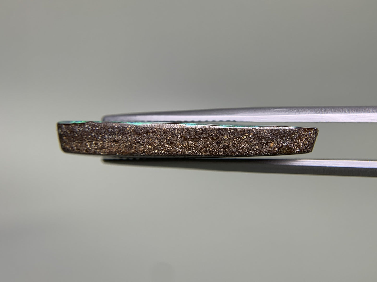 ボルダーオパール 16.408ct  宝石ソーティング付き  29.5㎜×14.9㎜×4.5㎜  ルース（ 裸石 ）天然 4373Y