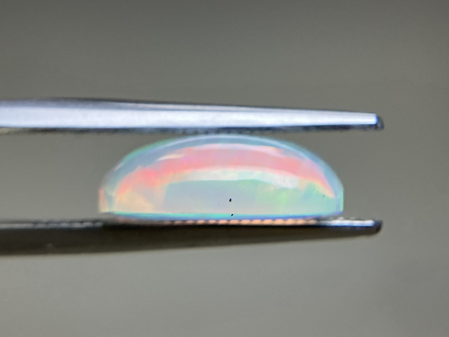 ハニカムオパール 2.838ct  宝石ソーティング付き  12.8㎜×8.2㎜×4.5㎜  天然 ルース（ 裸石 ） 4567YY
