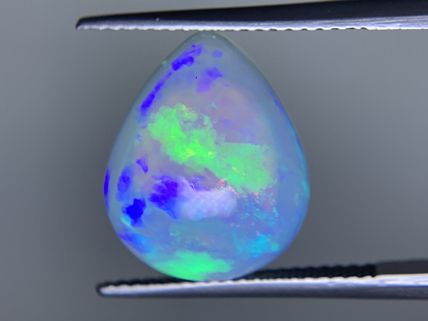 オパール 5.085ct 宝石ソーティング付き  15.0㎜×12.0㎜×5.9㎜  ルース（ 裸石 ） 3918Y