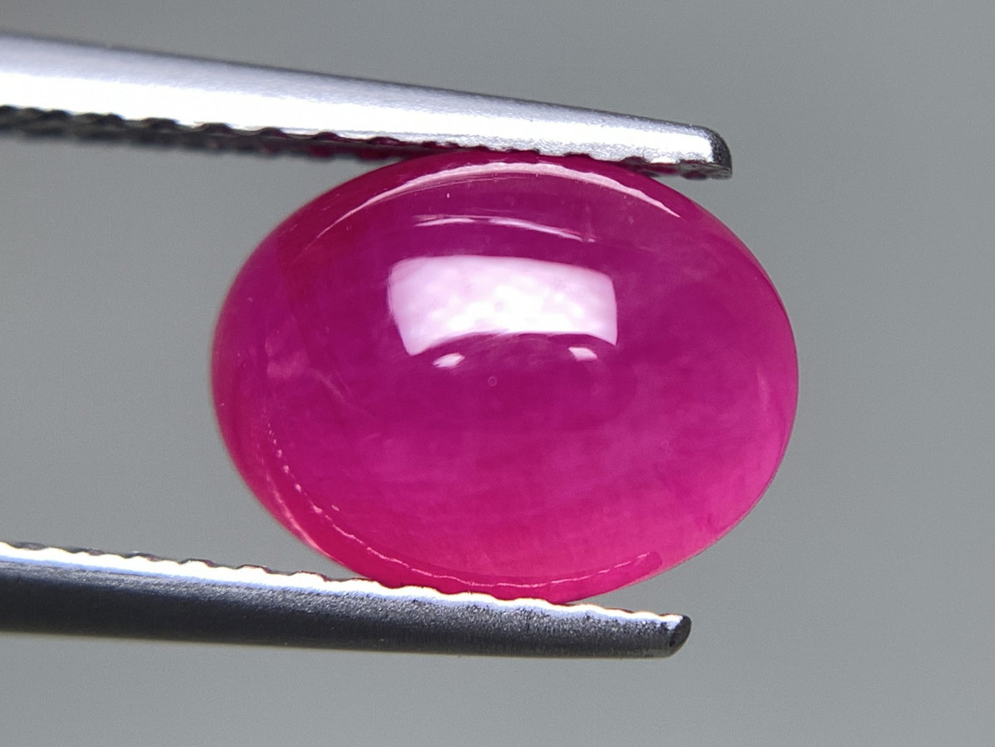ルビー 天然 2.942ct 宝石ソーティング付き 9.0㎜×6.9㎜×4.5㎜ ルース（ 裸石 ） 6927Y