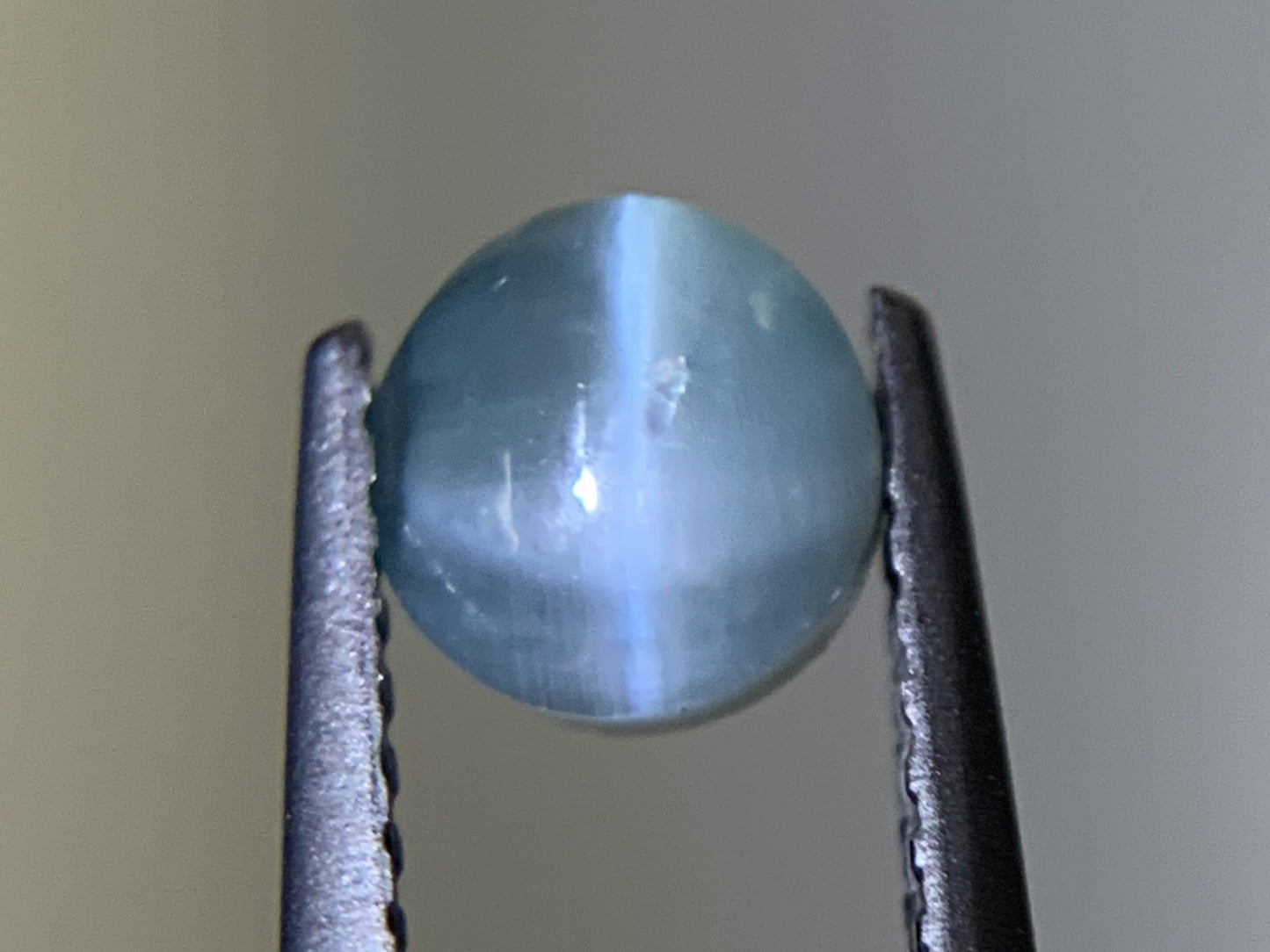 アレキサンドライトキャッツアイ  1.131ct  中央宝石ソーティング付き  5.5㎜×5.3㎜×3.7㎜  ルース（ 裸石 ） 3399Y