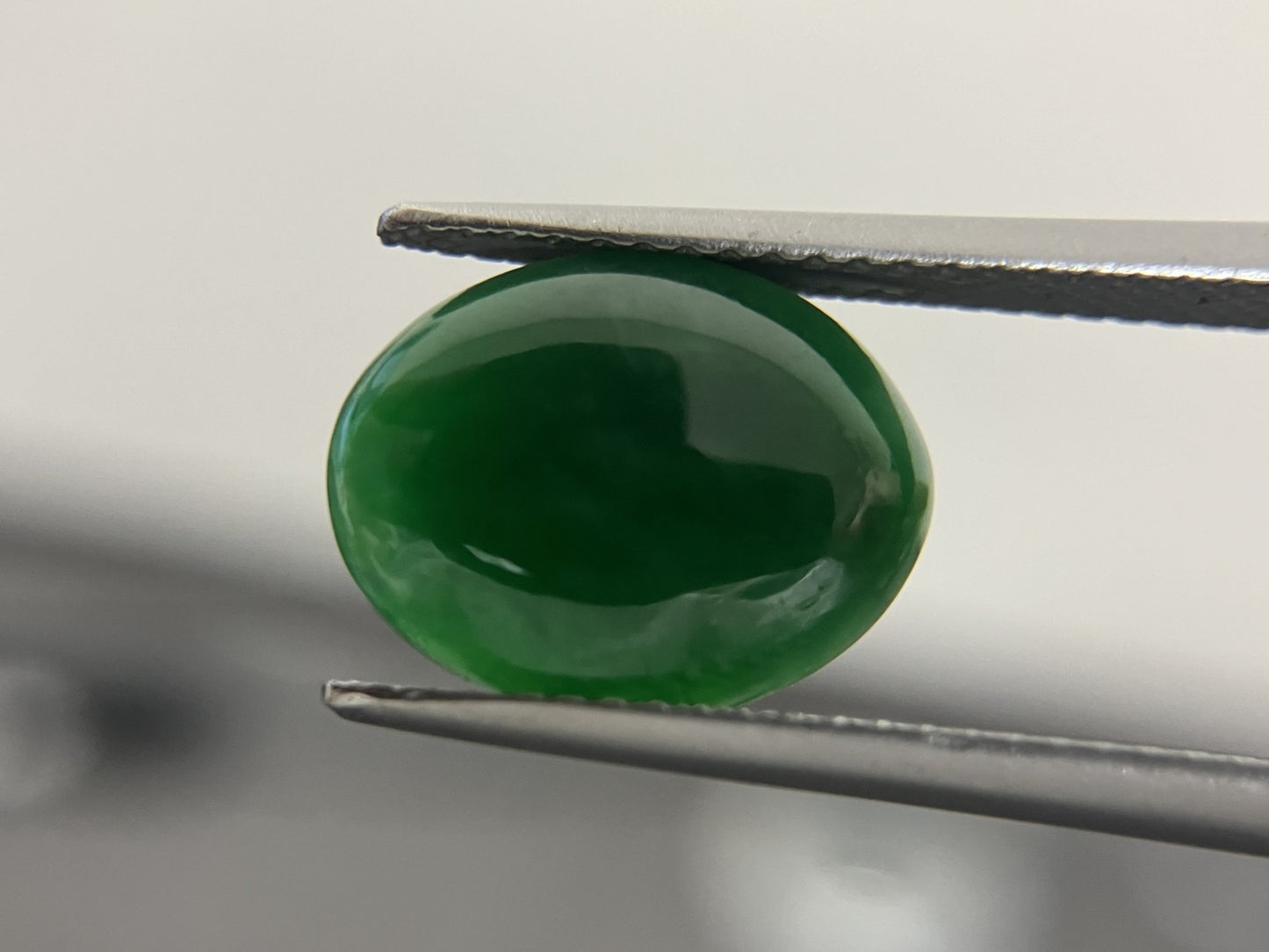 翡翠　ひすい 3.713ct 宝石ソーティング付き 12.2㎜×9.8㎜×3.3㎜ ルース（ 裸石 ） 3260S