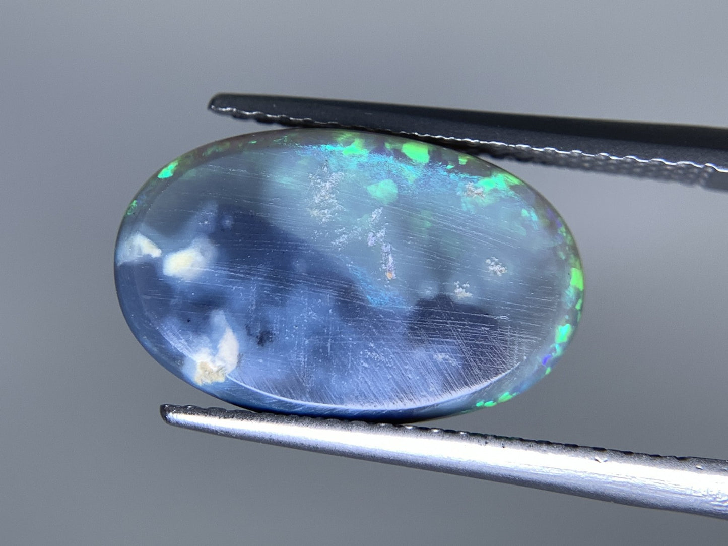 ブラックオパール 天然 3.620ct 宝石ソーティング付き 15.6㎜×9.9㎜×3.4㎜ ルース（ 裸石 ） 6932Y