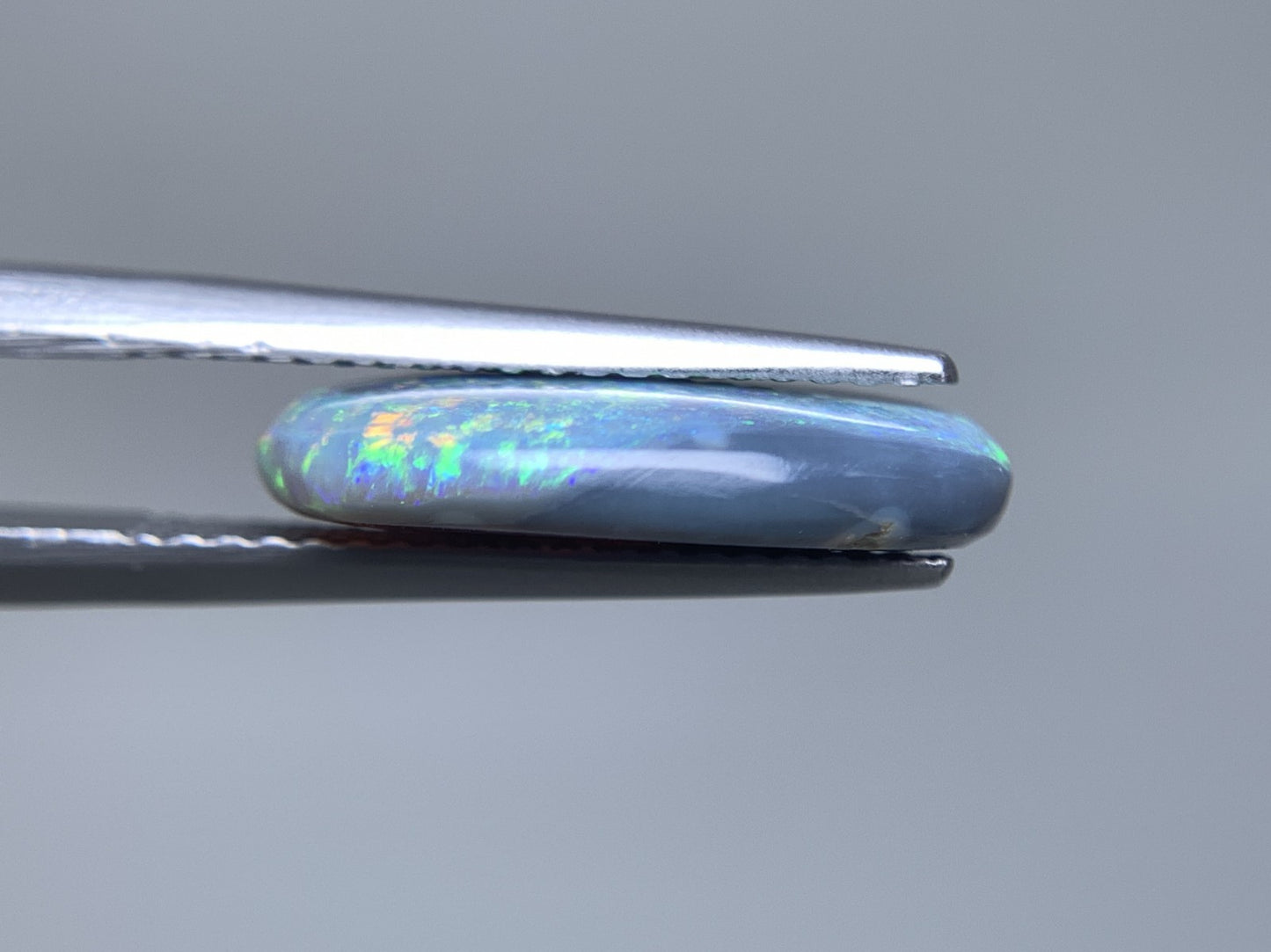 ブラックオパール 天然 3.620ct 宝石ソーティング付き 15.6㎜×9.9㎜×3.4㎜ ルース（ 裸石 ） 6932Y