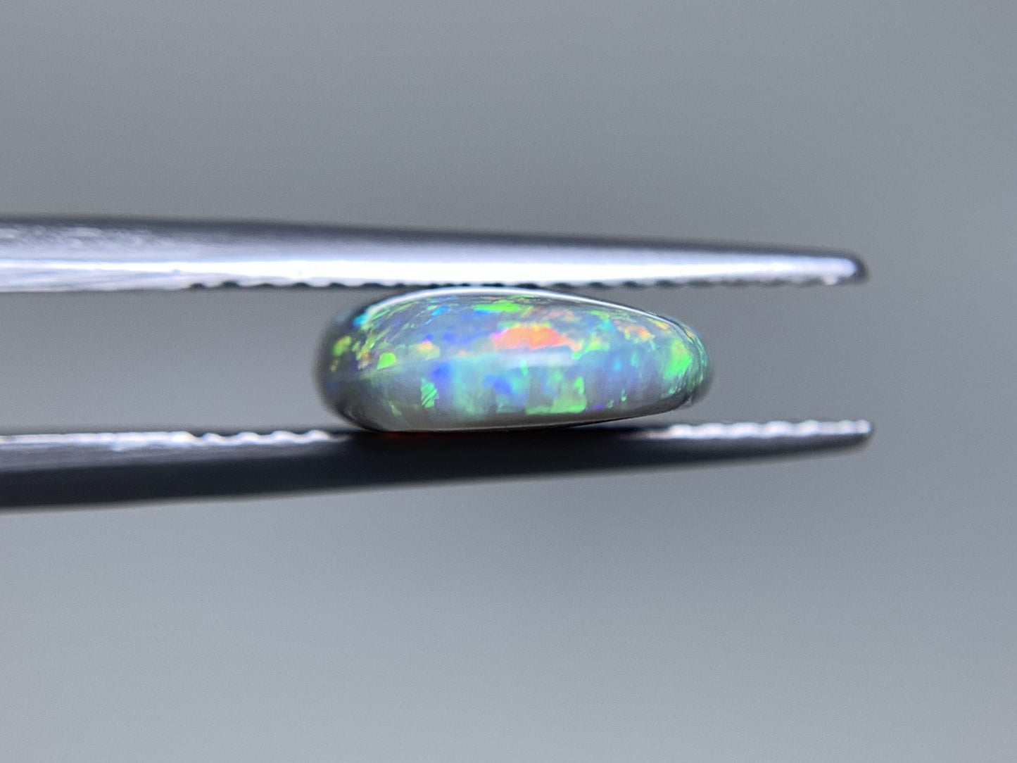 ブラックオパール 天然 3.620ct 宝石ソーティング付き 15.6㎜×9.9㎜×3.4㎜ ルース（ 裸石 ） 6932Y