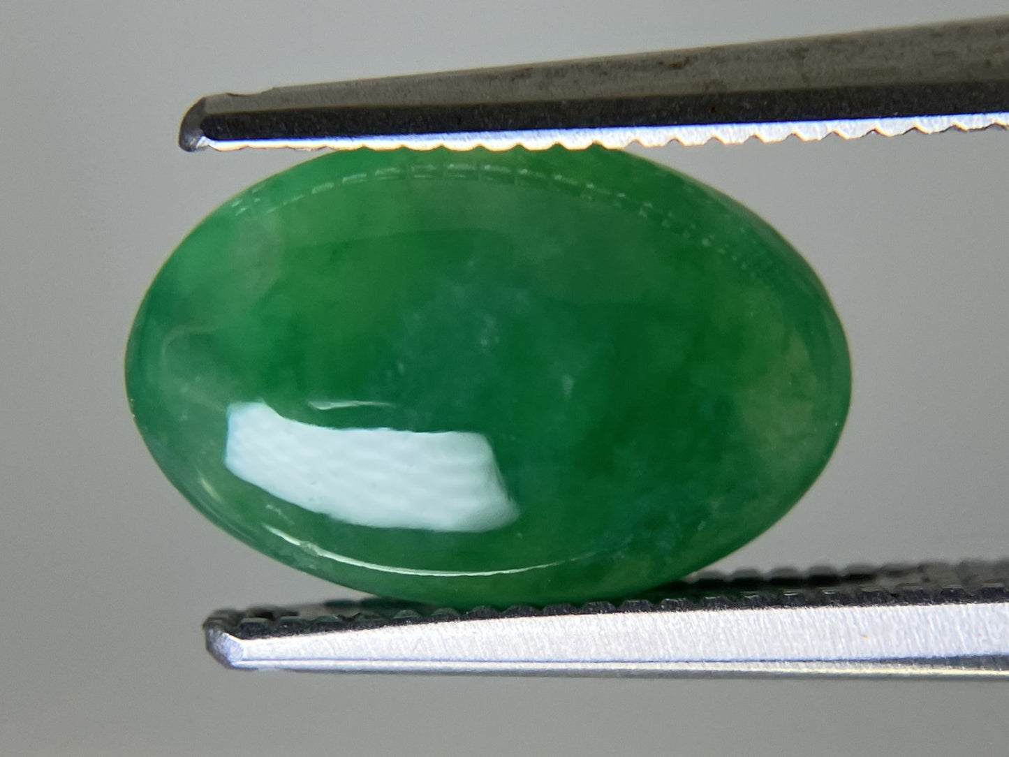 ひすい 2.529ct  宝石ソーティング付き  11.4㎜×7.5㎜×3.1㎜  天然 ルース（ 裸石 ） 4452YY