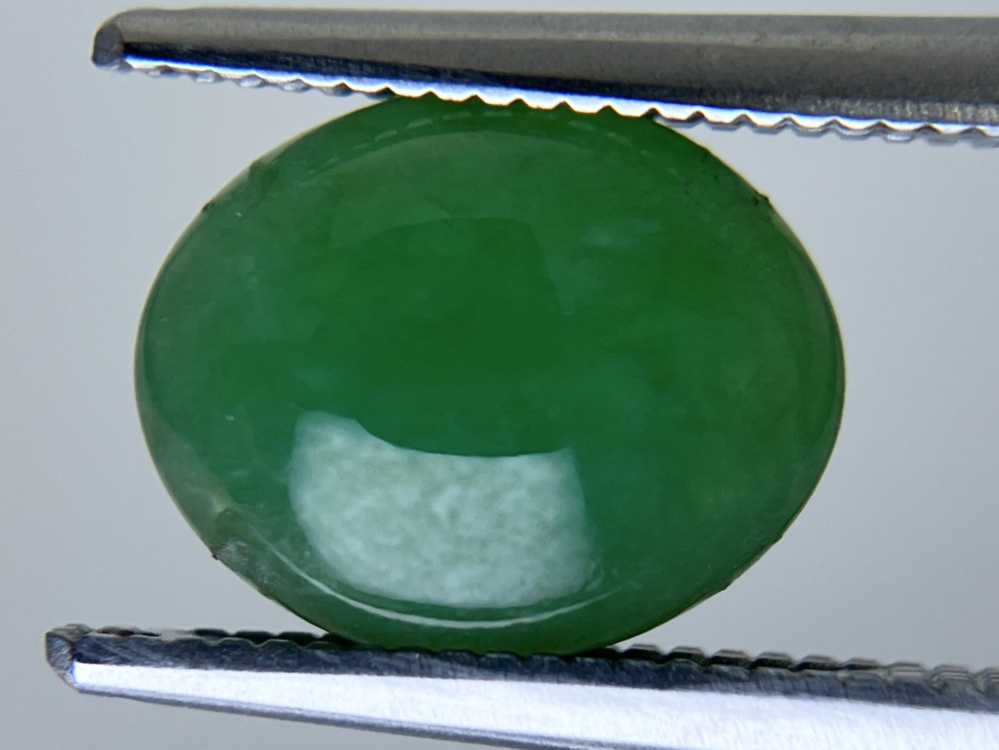 ヒスイ 2.860ct 宝石ソーティング付き 9.6㎜×7.6㎜×4.4㎜ 天然 ルース（ 裸石 ） 4460YY