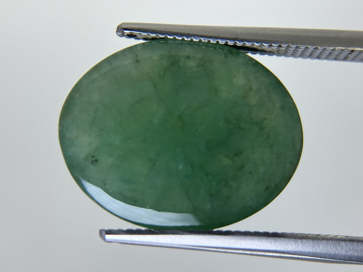 ヒスイ　翡翠　天然　10.619ct 宝石ソーティング付き 16.5㎜×13.1㎜×5.2㎜ 天然 ルース（ 裸石 ） 4516YY