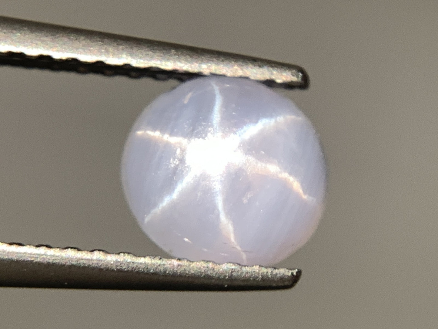 スターサファイア 天然 1.498ct 宝石ソーティング付き 6.8㎜×6.3㎜×3.4㎜ ルース（ 裸石 ） 8132Y