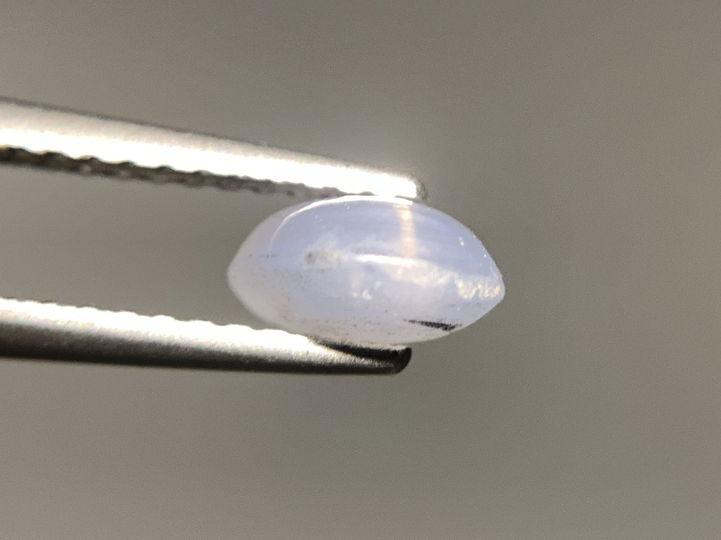 スターサファイア 天然 1.498ct 宝石ソーティング付き 6.8㎜×6.3㎜×3.4㎜ ルース（ 裸石 ） 8132Y