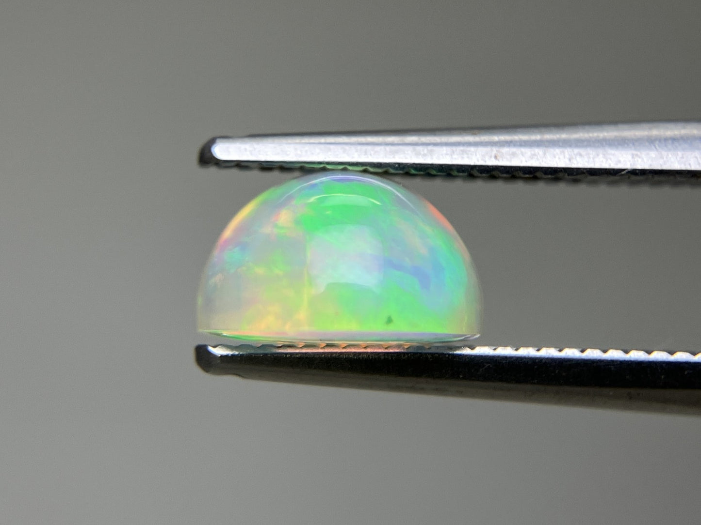 オパール 1.633ct 宝石ソーティング付き 8.0㎜×8.0㎜×4.9㎜ ルース（ 裸石 ） 4559YY