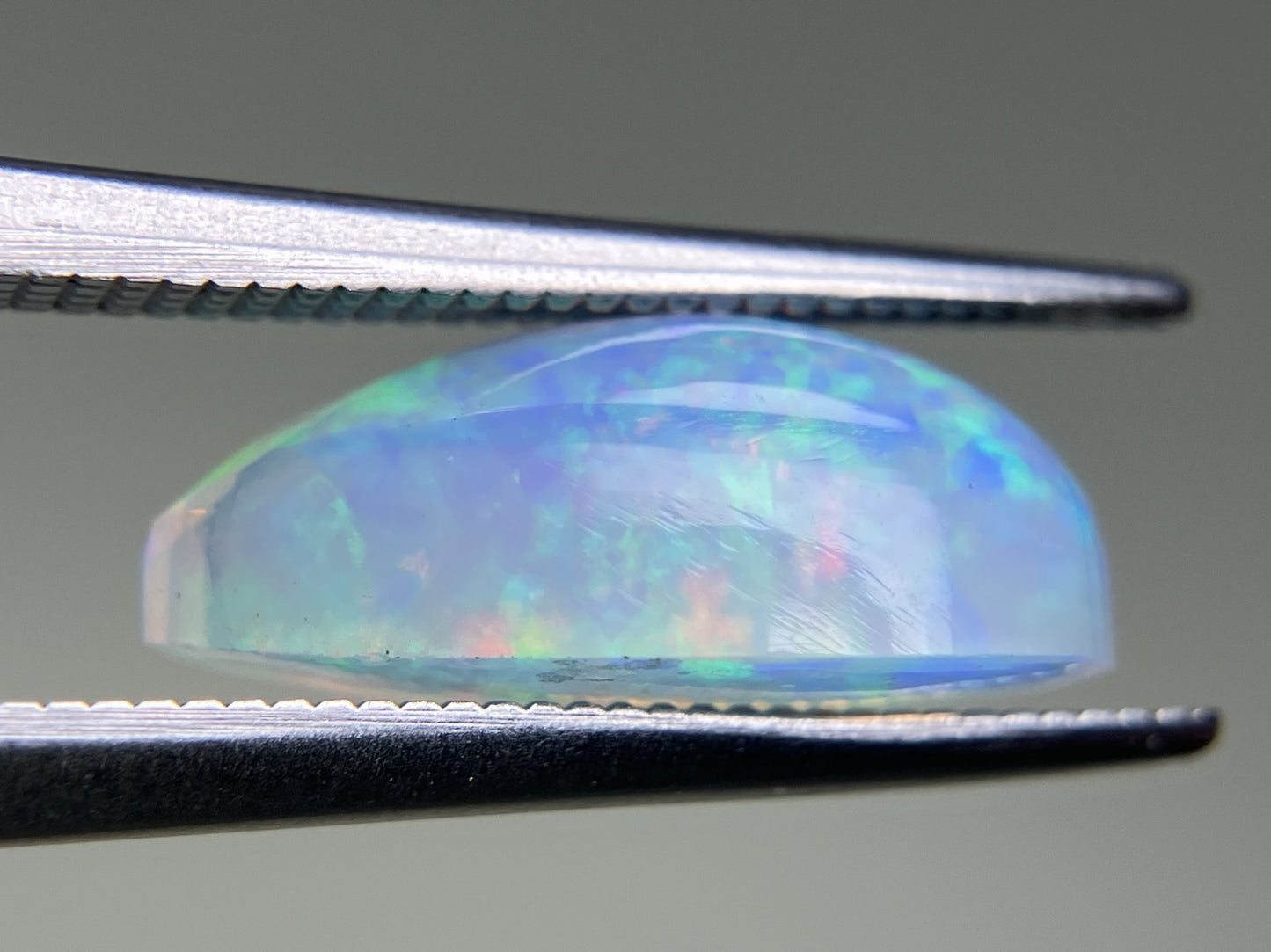 オパール 2.730ct 宝石ソーティング付き  14.0㎜×7.2㎜×5.7㎜  ルース（ 裸石 ） 3034YY