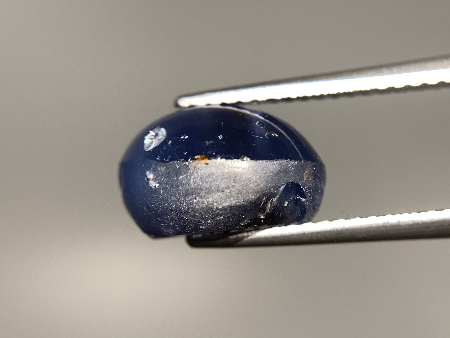 スターサファイア 天然 8.202ct 宝石ソーティング付き 11.4㎜×9.0㎜×7.2㎜ ルース（ 裸石 ） 8124Y