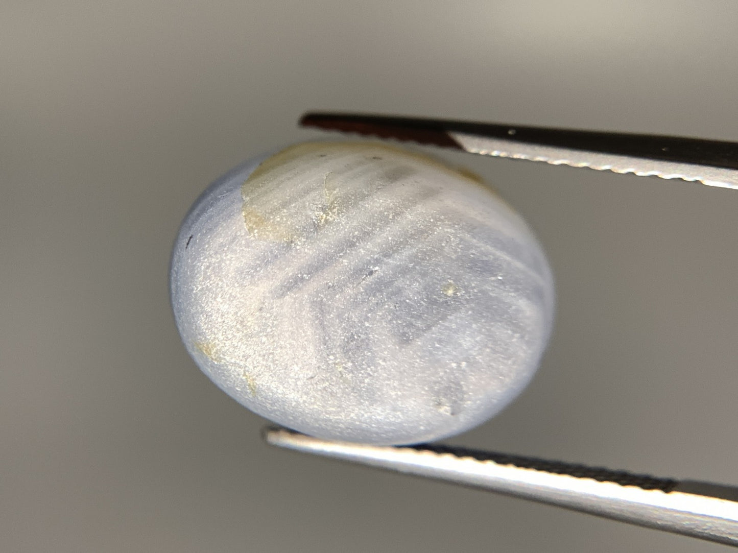 スターサファイア 天然 18.624ct 宝石ソーティング付き 15.3㎜×12.0㎜×8.1㎜ ルース（ 裸石 ） 8074Y