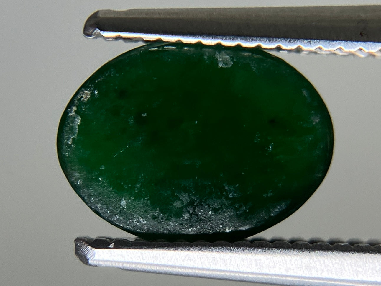 ひすい（ヒスイ 翡翠） 天然 1.198ct 宝石ソーティング付き 8.3㎜×6.2㎜×2.5㎜ ルース（ 裸石 ） 7610YY