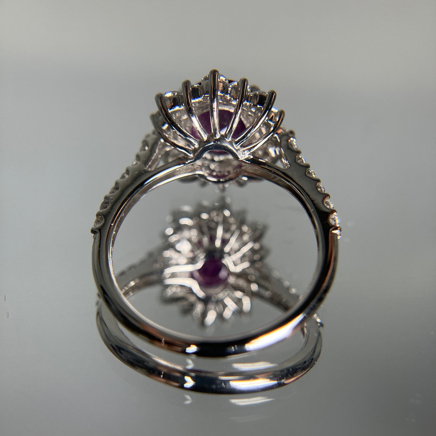 ルビー 2.15ct カシミール産 Kashmir 非加熱 No Heat GIA鑑別書 D0.68ct  PT900  4.759g 指輪 (JP11号) サイズ直し承ります。 7290S