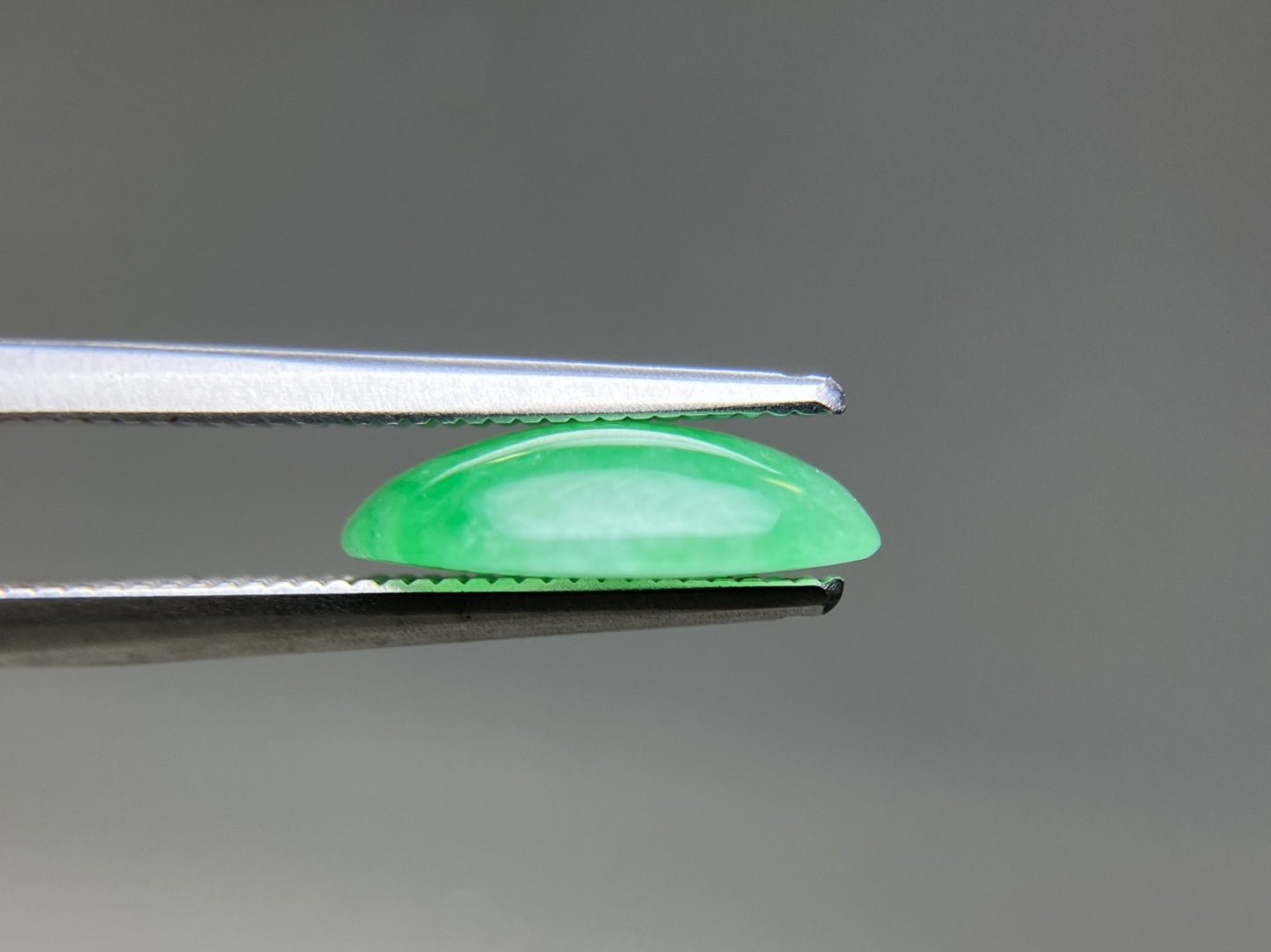 ひすい（ヒスイ 翡翠） 天然 3.131ct 宝石ソーティング付き 11.7㎜×8.8㎜×3.2㎜ ルース（ 裸石 ） 7615YY