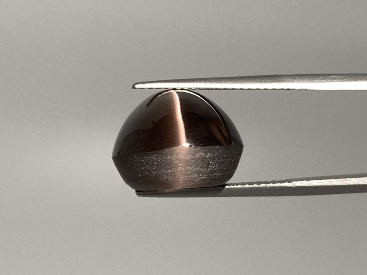 シリマナイトキャッツアイ 天然 23.587ct 宝石ソーティング付き 17.7㎜×14.5㎜×10.6㎜ ルース（ 裸石 ） 8145Y