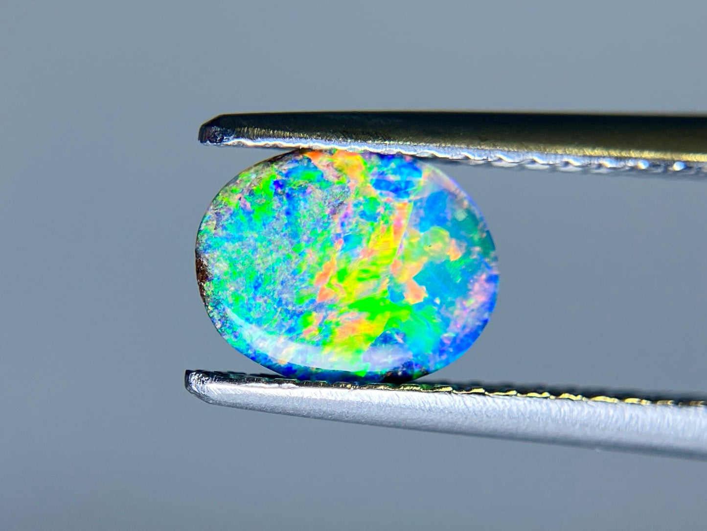 ボルダーオパール 0.636ct 宝石ソーティング付き 7.4㎜×5.8㎜×2.1㎜ ルース（ 裸石 ） 3191S
