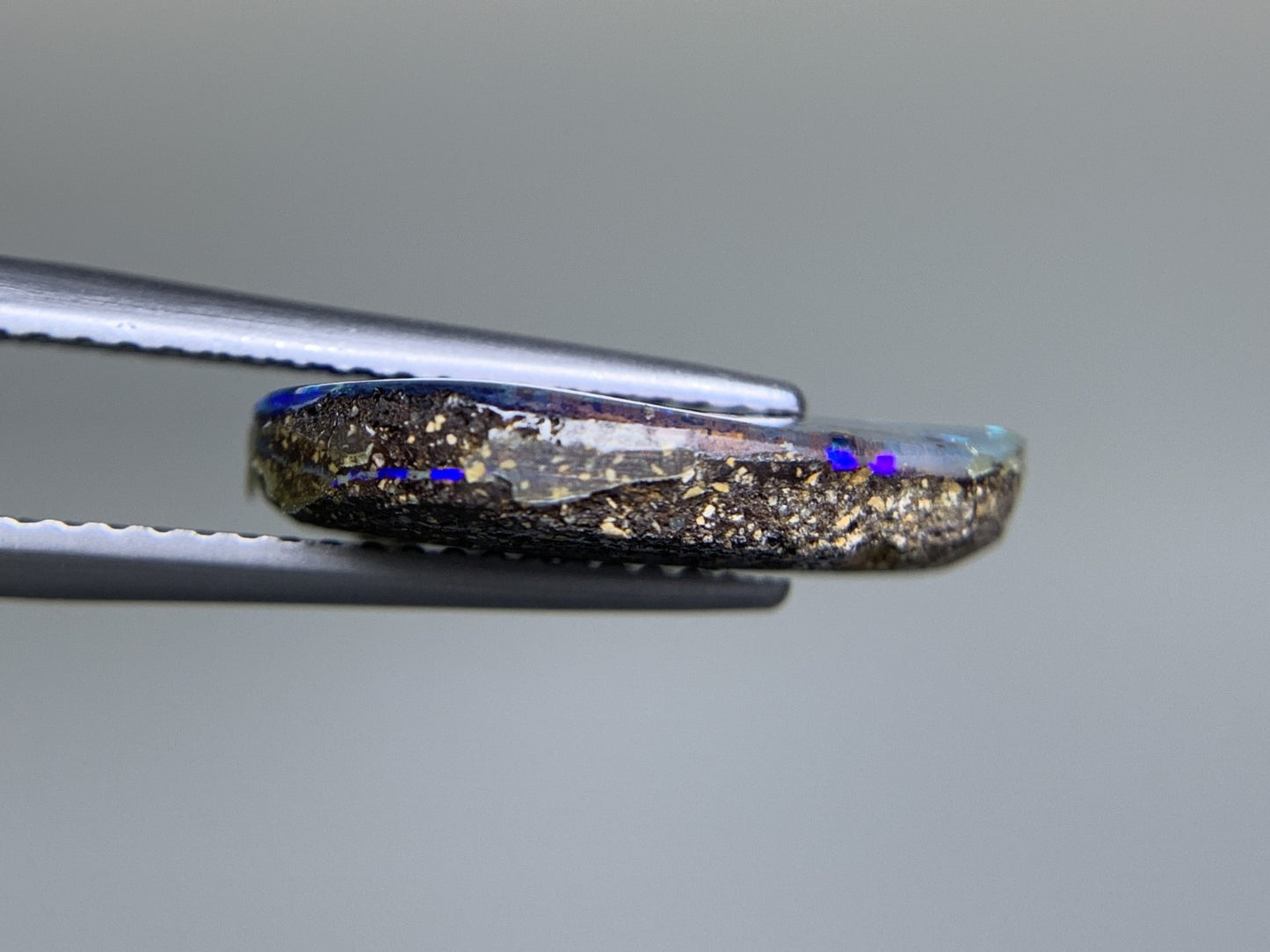 ボルダーオパール 3.829ct 宝石ソーティング付き  16.5㎜×8.6㎜×3.5㎜  ルース（ 裸石 ） 3864Y