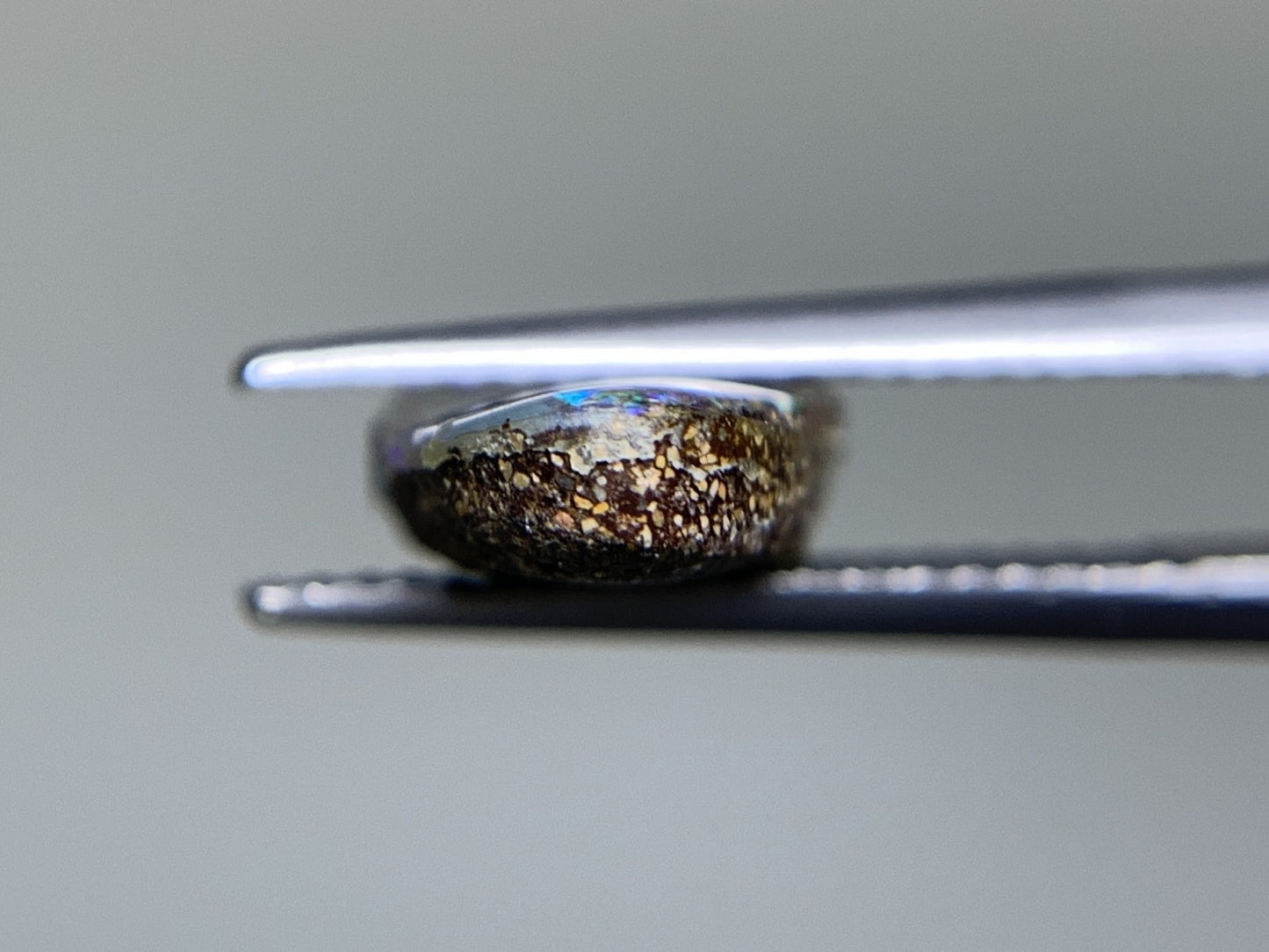 ボルダーオパール 3.829ct 宝石ソーティング付き  16.5㎜×8.6㎜×3.5㎜  ルース（ 裸石 ） 3864Y