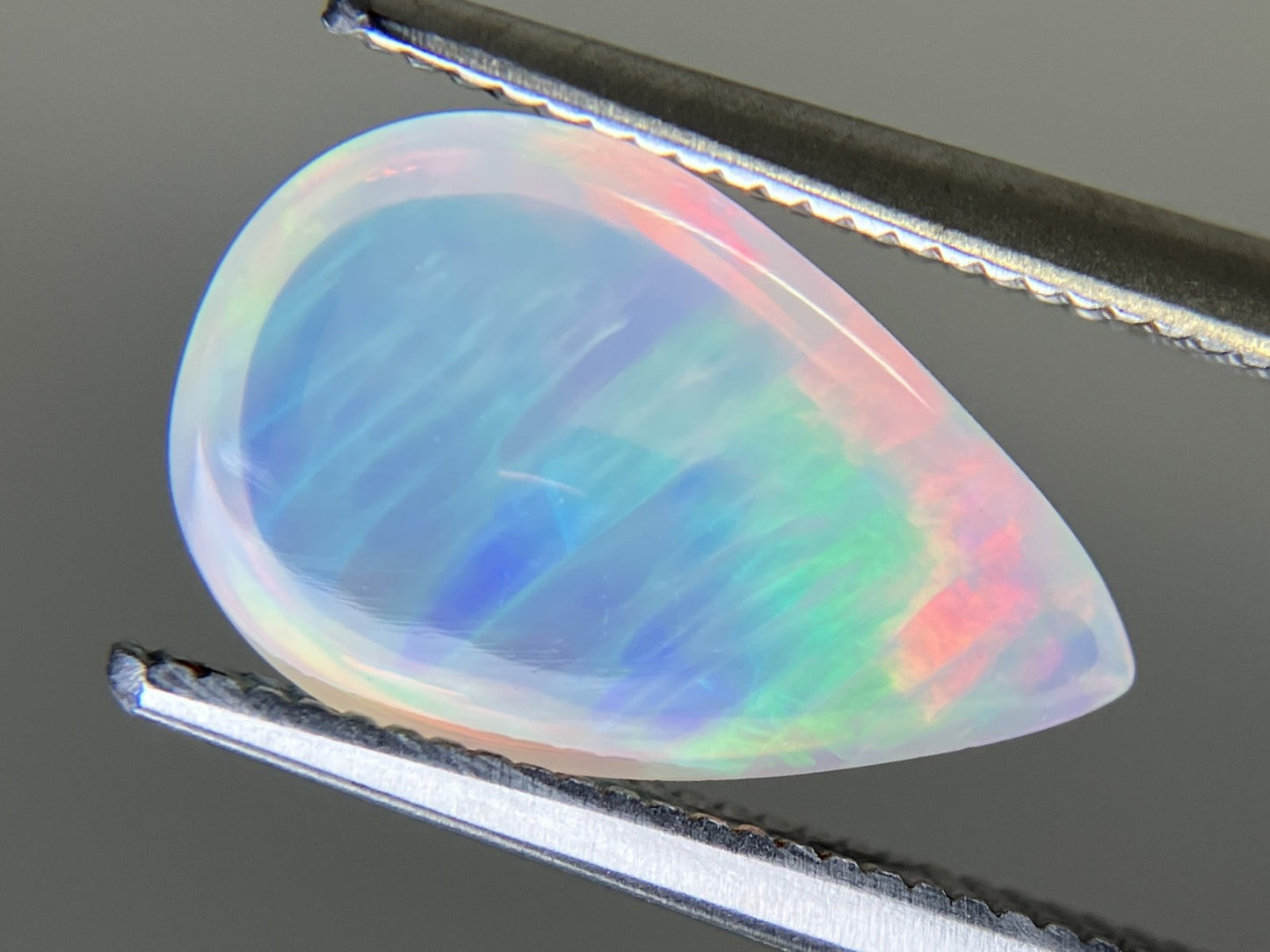 オパール 2.093ct 宝石ソーティング付き 13.0㎜×7.9㎜×4.4㎜ ルース（ 裸石 ） 4552YY