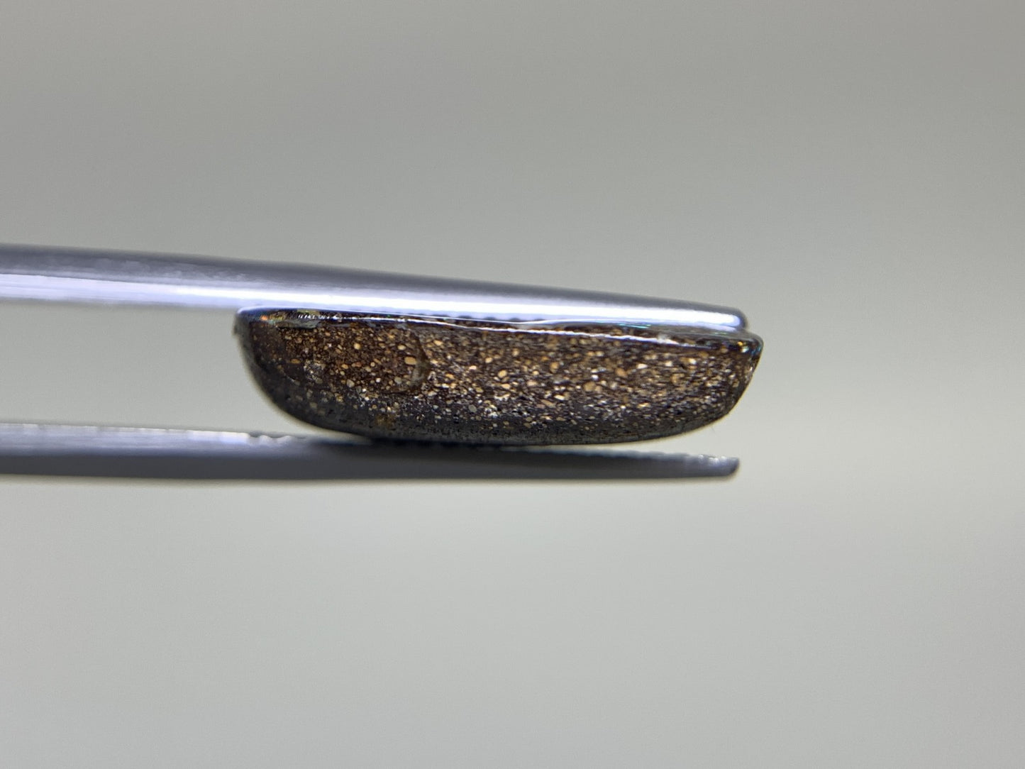 ボルダーオパール 8.961ct 宝石ソーティング付き  17.0㎜×14.0㎜×4.3㎜  ルース（ 裸石 ） 3007Y