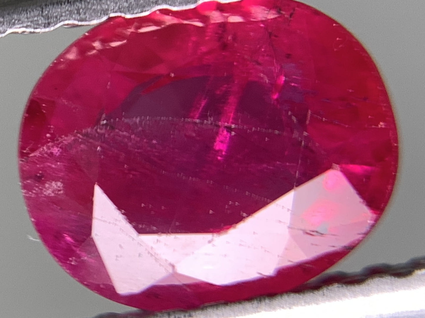 ルビー  天然  1.116ct  中央宝石ソーティング付き  7.00㎜×5.76㎜×2.92㎜   天然 ルース（ 裸石 ） 5119Y