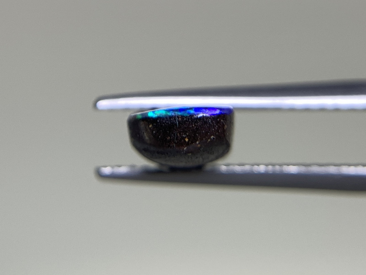 ボルダーオパール 3.429ct 宝石ソーティング付き  15.1㎜×6.0㎜×3.6㎜  ルース（ 裸石 ） 3006Y