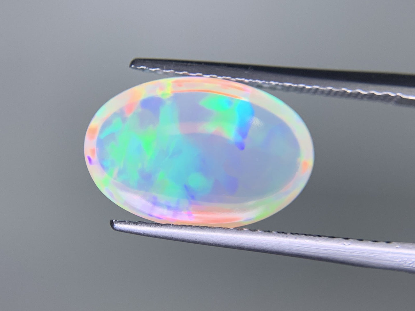 オパール 3.008ct 宝石ソーティング付き 14.2㎜×9.4㎜×5.0㎜ ルース（ 裸石 ） 3953Y
