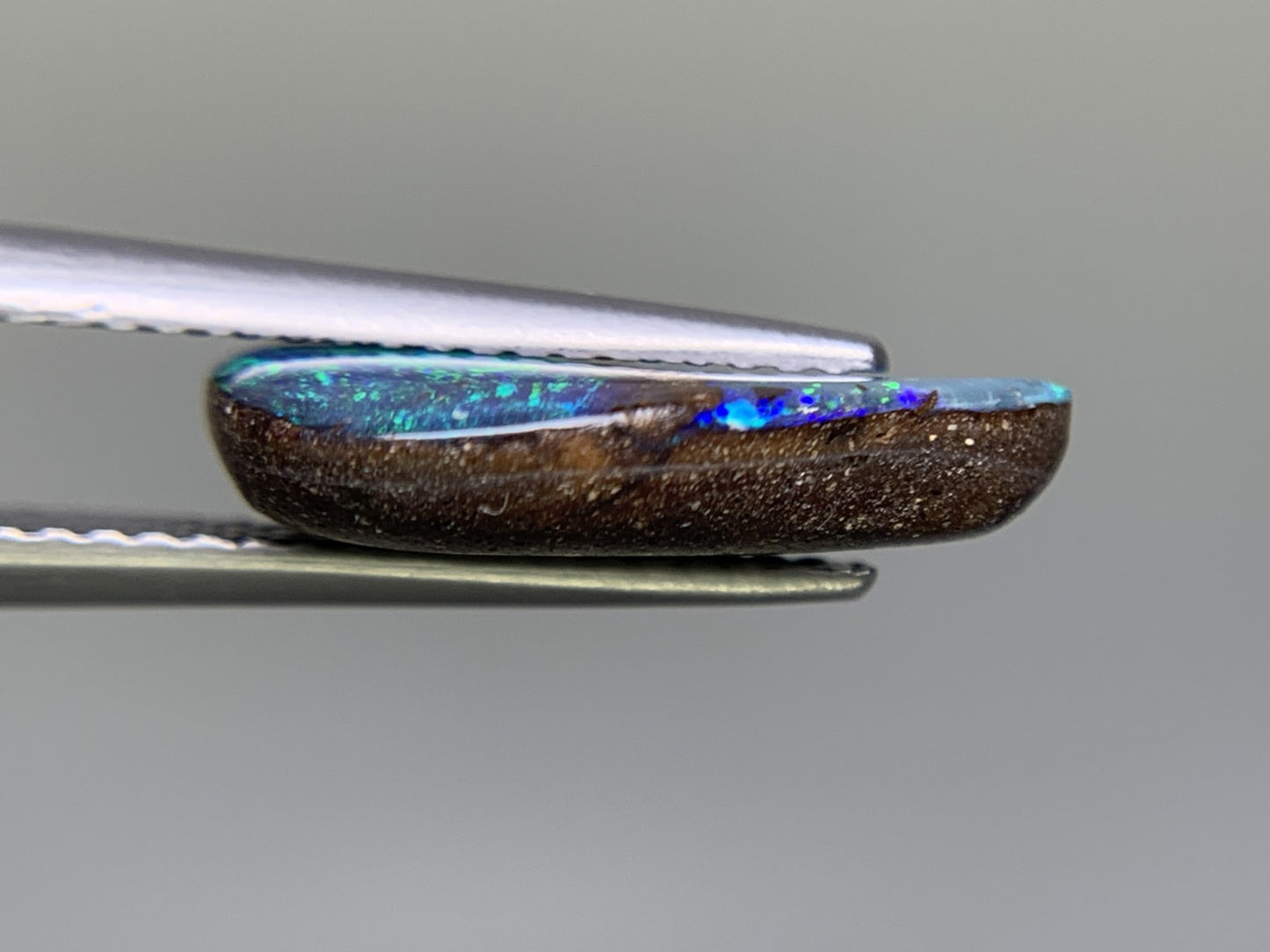 ボルダーオパール 3.641ct  宝石ソーティング付き  15.6㎜×9.0㎜×3.4㎜  ルース（ 裸石 ） 2019Y