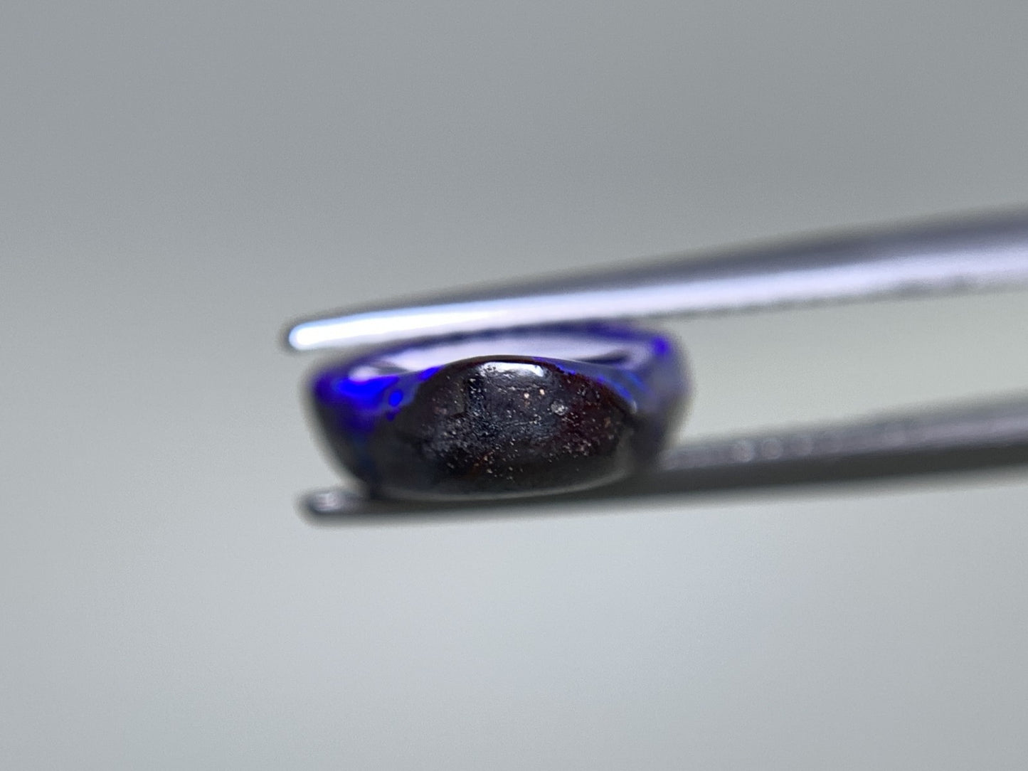 ボルダーオパール 天然 3.849ct 宝石ソーティング付き 11.4㎜×9.6㎜×3.8㎜ ルース（ 裸石 ） 8138Y