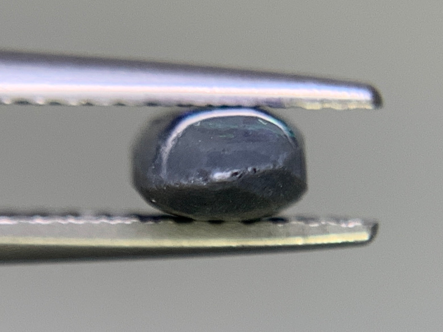 ブラックオパール 0.984ct 宝石ソーティング付き 11.1㎜×4.7㎜×2.9㎜ ルース（ 裸石 ） 2028Y