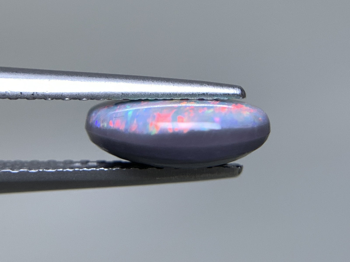ブラックオパール 天然 1.583ct 中央宝石ソーティング付き 9.6㎜×7.7㎜×3.5㎜ ルース（ 裸石 ） 6933Y