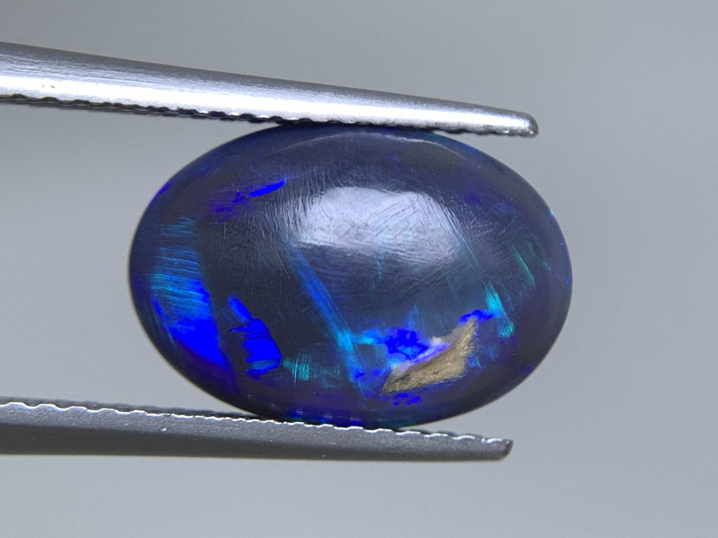 ブラックオパール 天然 3.755ct 中央宝石ソーティング付き 13.2㎜×9.1㎜×5.5㎜ ルース（ 裸石 ） 6917Y