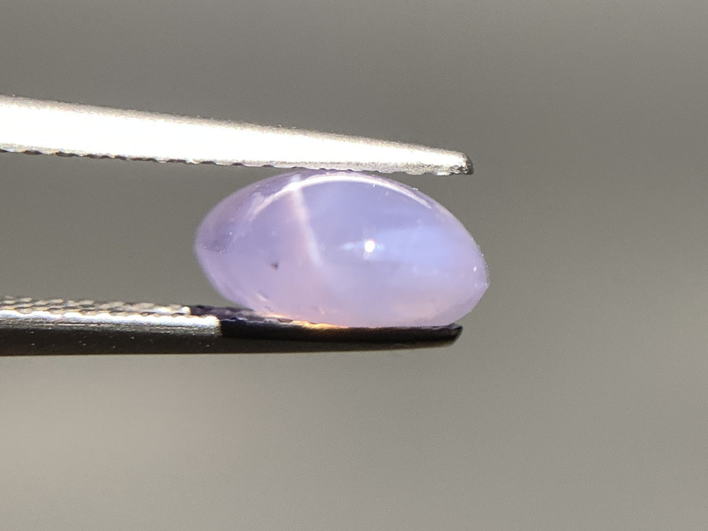 スターサファイア 天然  3.896ct  中央宝石ソーティング付き  10.1㎜×8.4㎜×4.3㎜  ルース（ 裸石 ） 6008Y