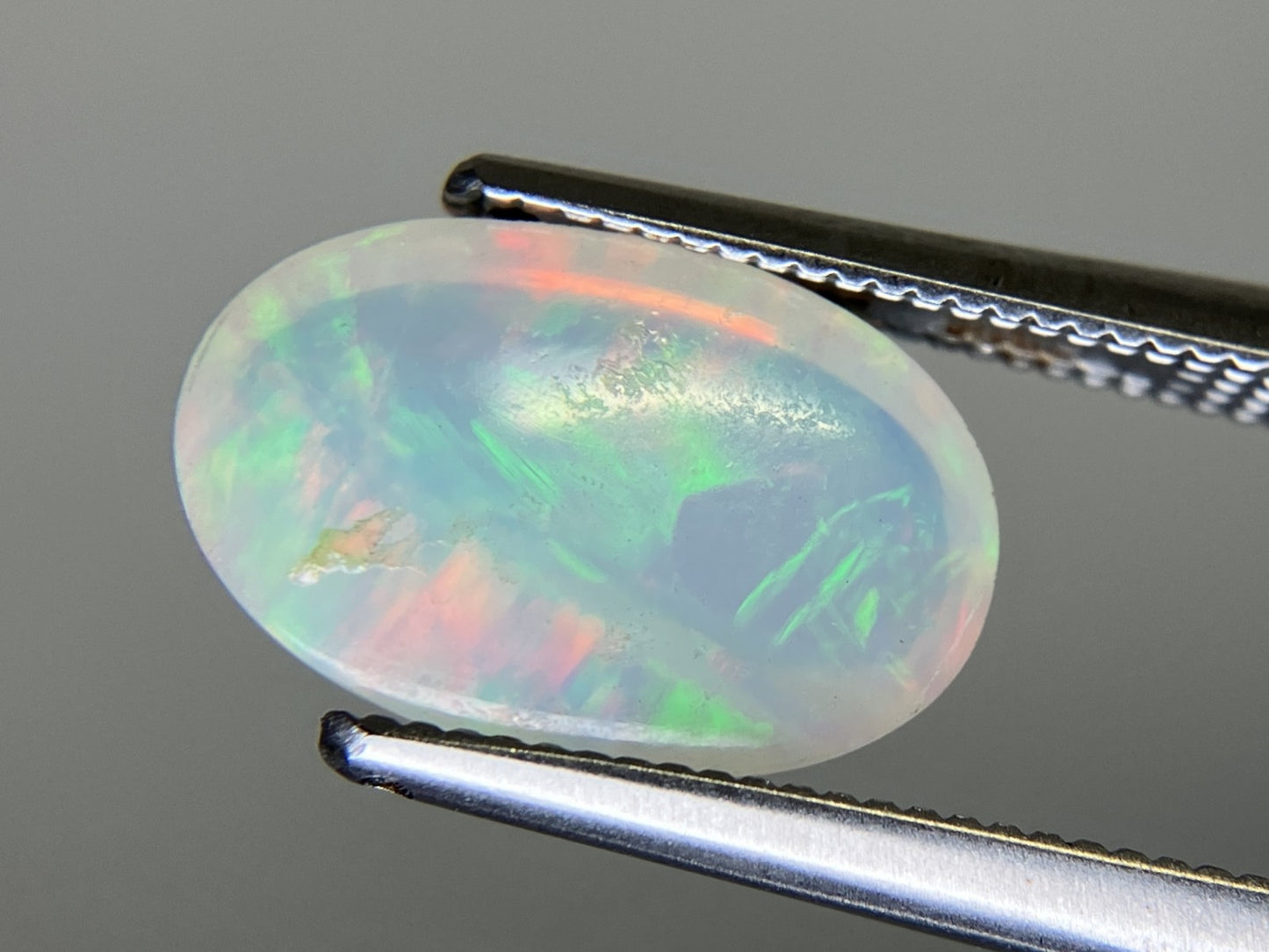 オパール 2.210ct  宝石ソーティング付き  12.1㎜×8.0㎜×5.0㎜  天然 ルース（ 裸石 ） 4424YY